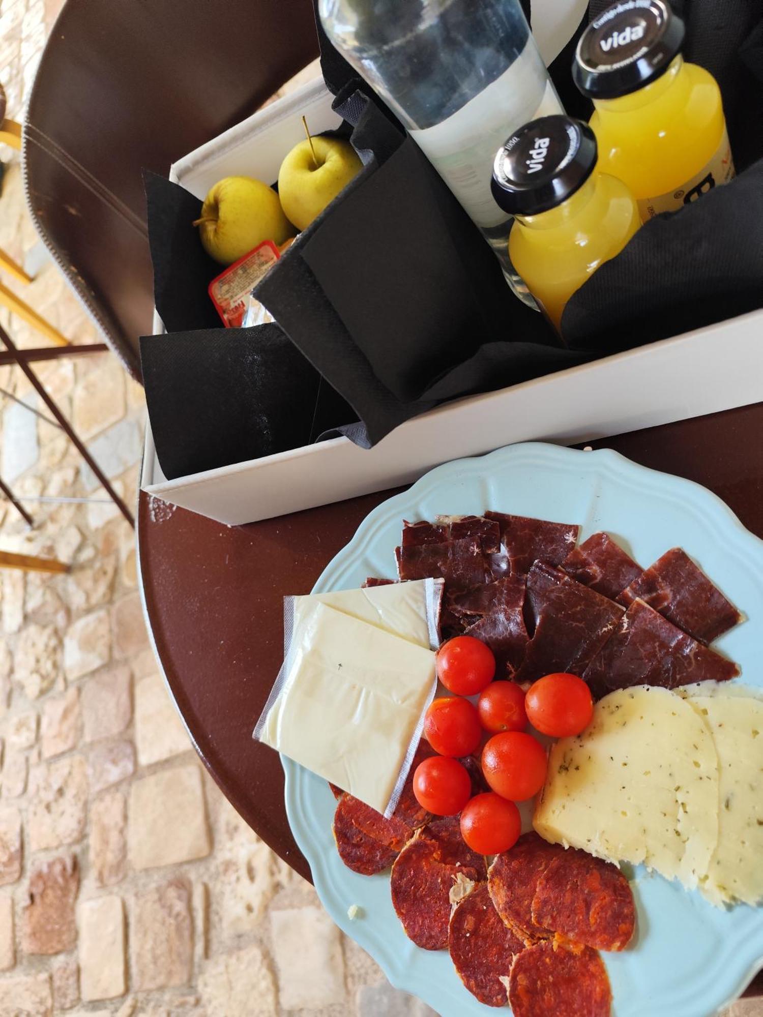Habitaciones Casa De Campo Daymipaz มาโอน ภายนอก รูปภาพ