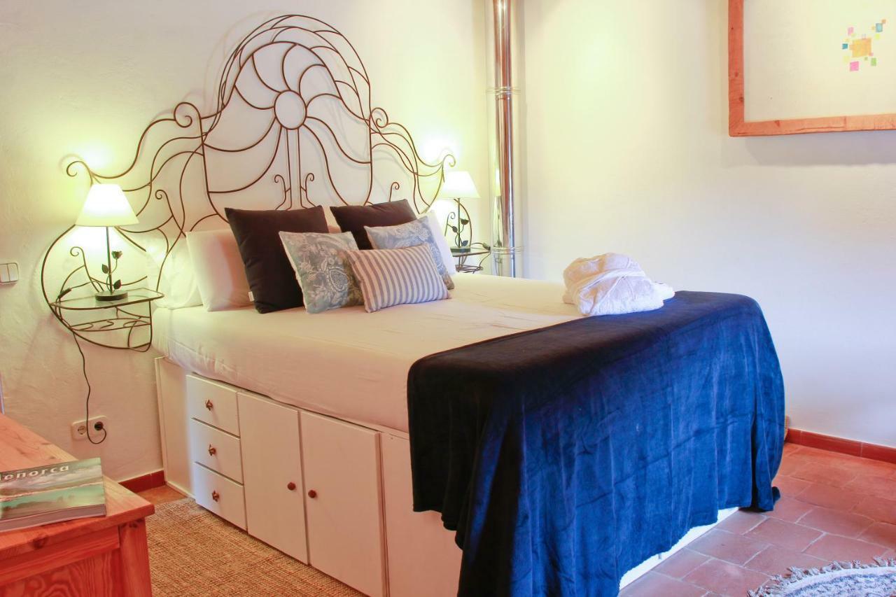 Habitaciones Casa De Campo Daymipaz มาโอน ภายนอก รูปภาพ