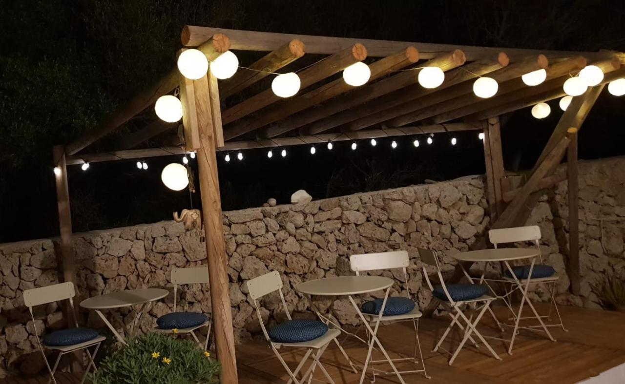 Habitaciones Casa De Campo Daymipaz มาโอน ภายนอก รูปภาพ